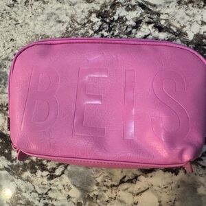 BEIS Berry Cosmetic Pouch 🍓